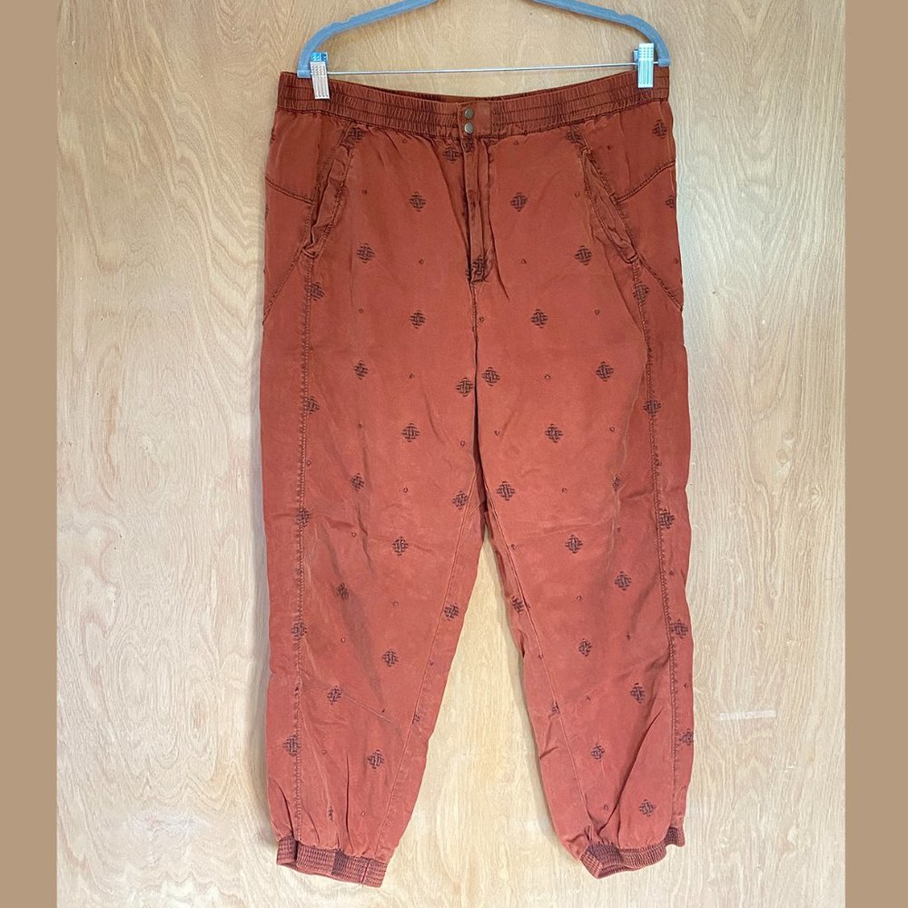 Anthropologie Rowan Embroidered Joggers